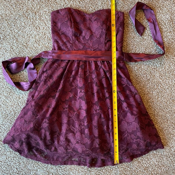 👗HP👗 Delias Burgundy Strapless Dress - Picture 8 of 13